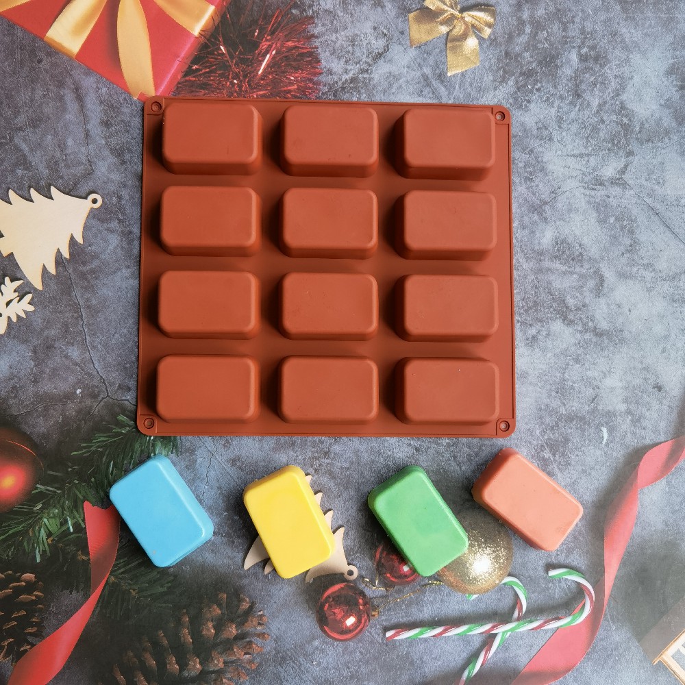 Soap Making Guide For Beginners - Moule en silicone à 12 cavités