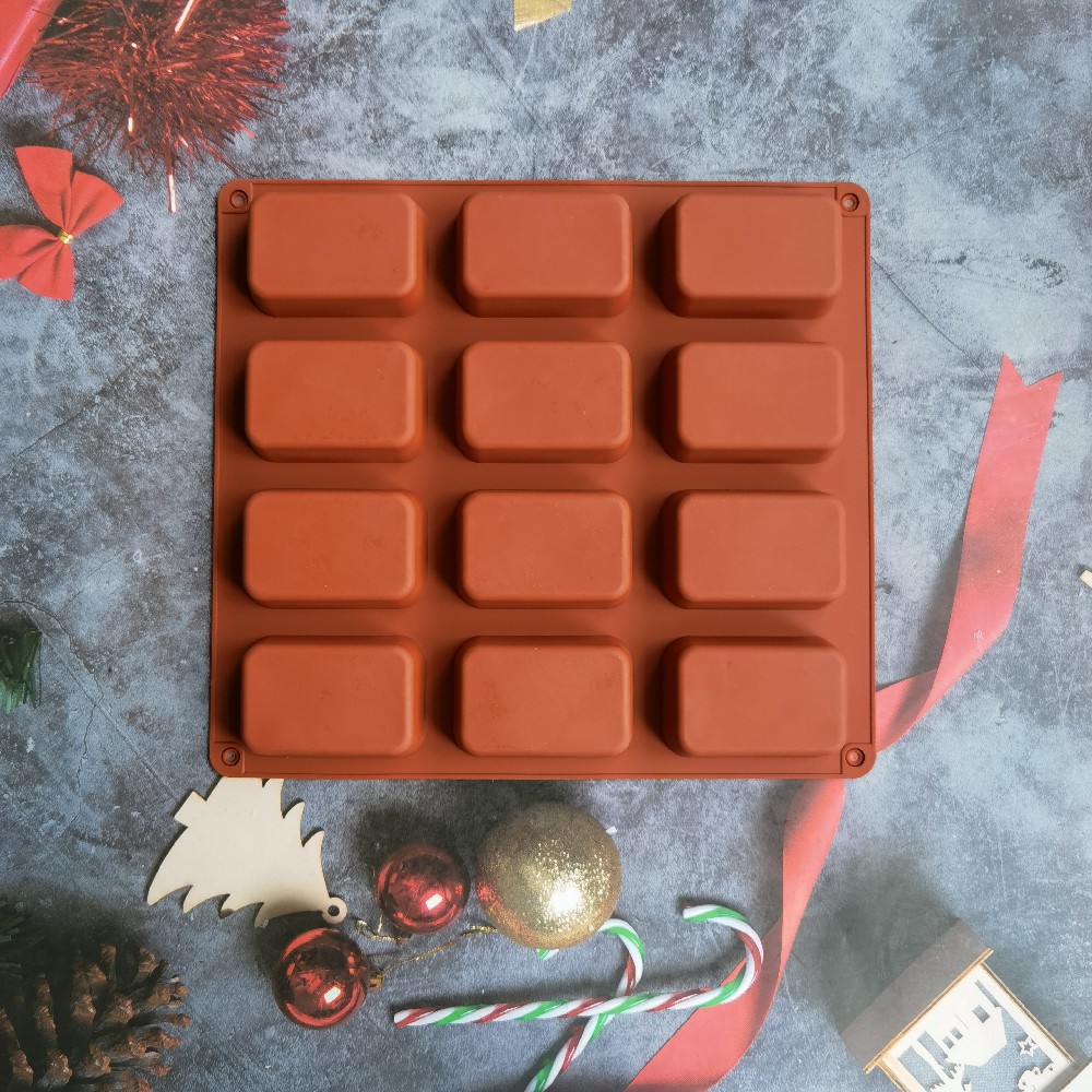 Moule en silicone à 12 cavités - Soap Making Guide For Beginners avis et prix